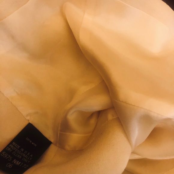 👑Gorgeous fit for a princess ivory vintage suit NEIMAN Marcus fur cuffs - Picture 6 of 14